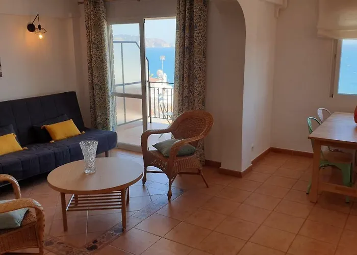 Bahia 653 By Hc Expriences *